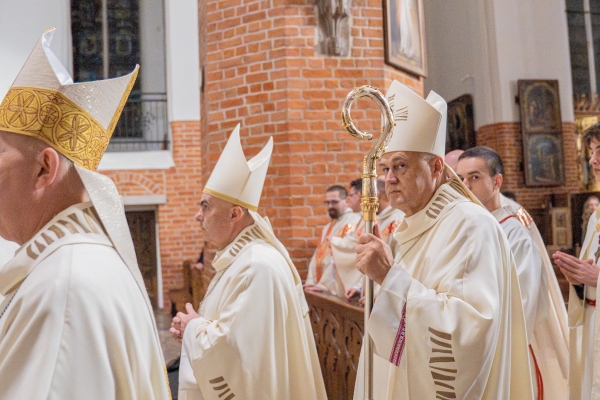 571234913 858257550061095 1127062823825497964 n