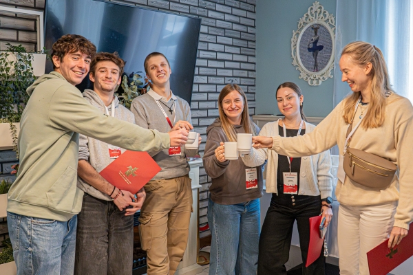 571237560 857882786765238 1881661675842994864 n