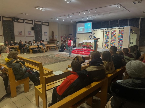 Taize w Paryzu fot. Modziez Diecezji Elblaskiej 1